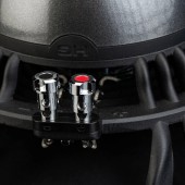 Gladen Aerospace 10 vrhunski subwoofer