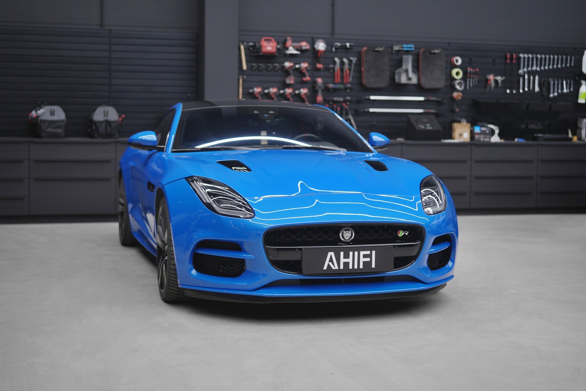 Jaguar F-Type R