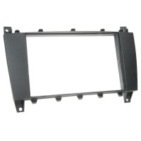 Adapter za auto radio za Mercedes C-klasu