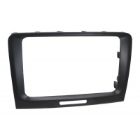 Okvir za redukciju auto radija za Škodu Superb II